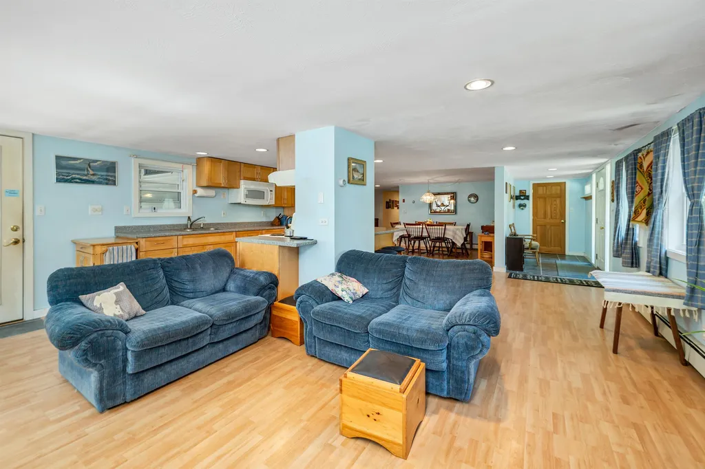 140 Texas Hill Road Plymouth NH 03264