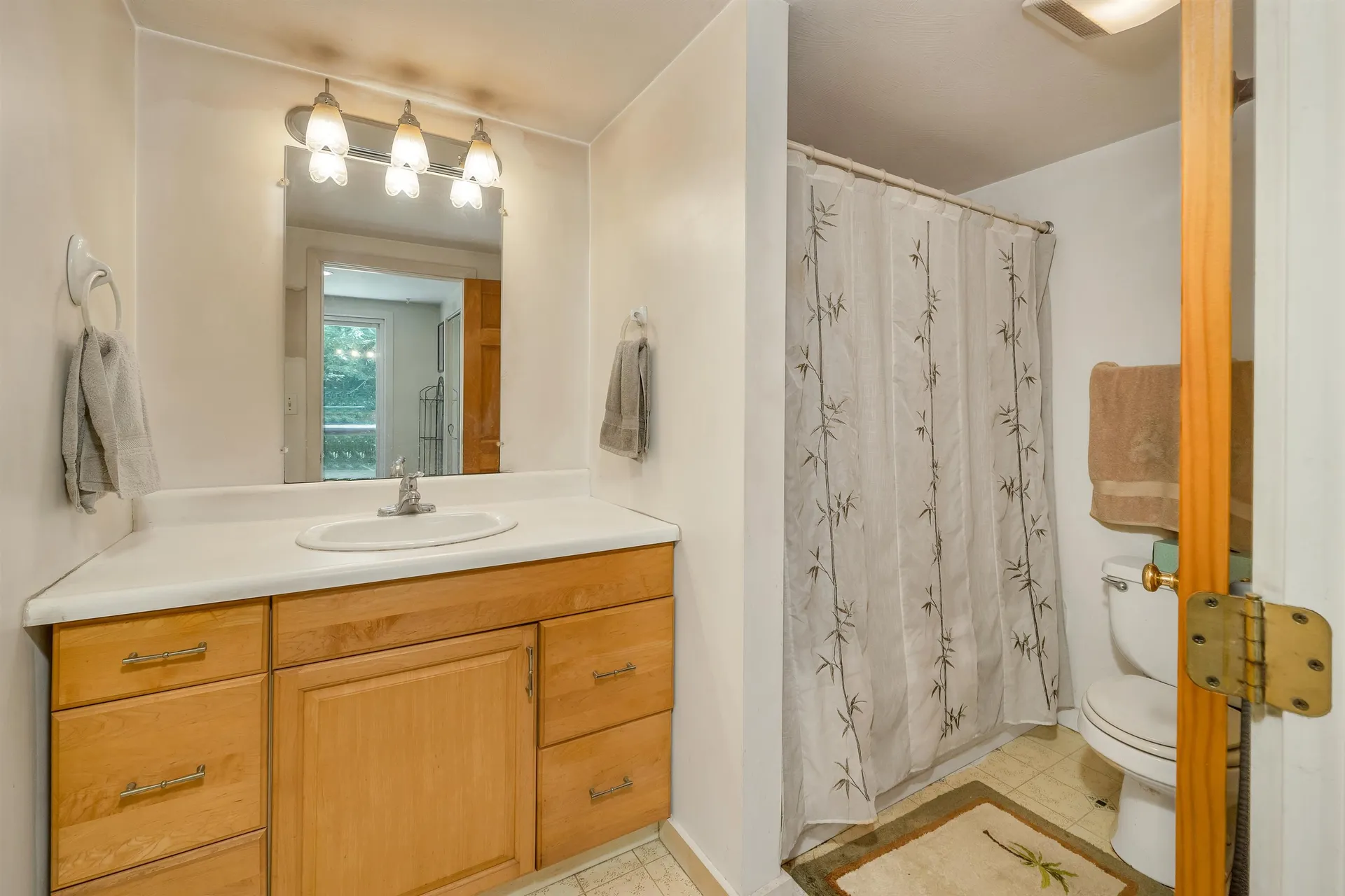 140 Texas Hill Road Plymouth NH 03264