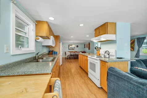 140 Texas Hill Road Plymouth NH 03264