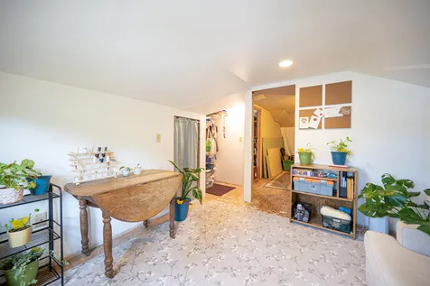 64 Wellington Street Nashua NH 03064