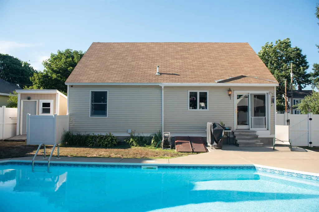 36 Walnut Street Rochester NH 03867