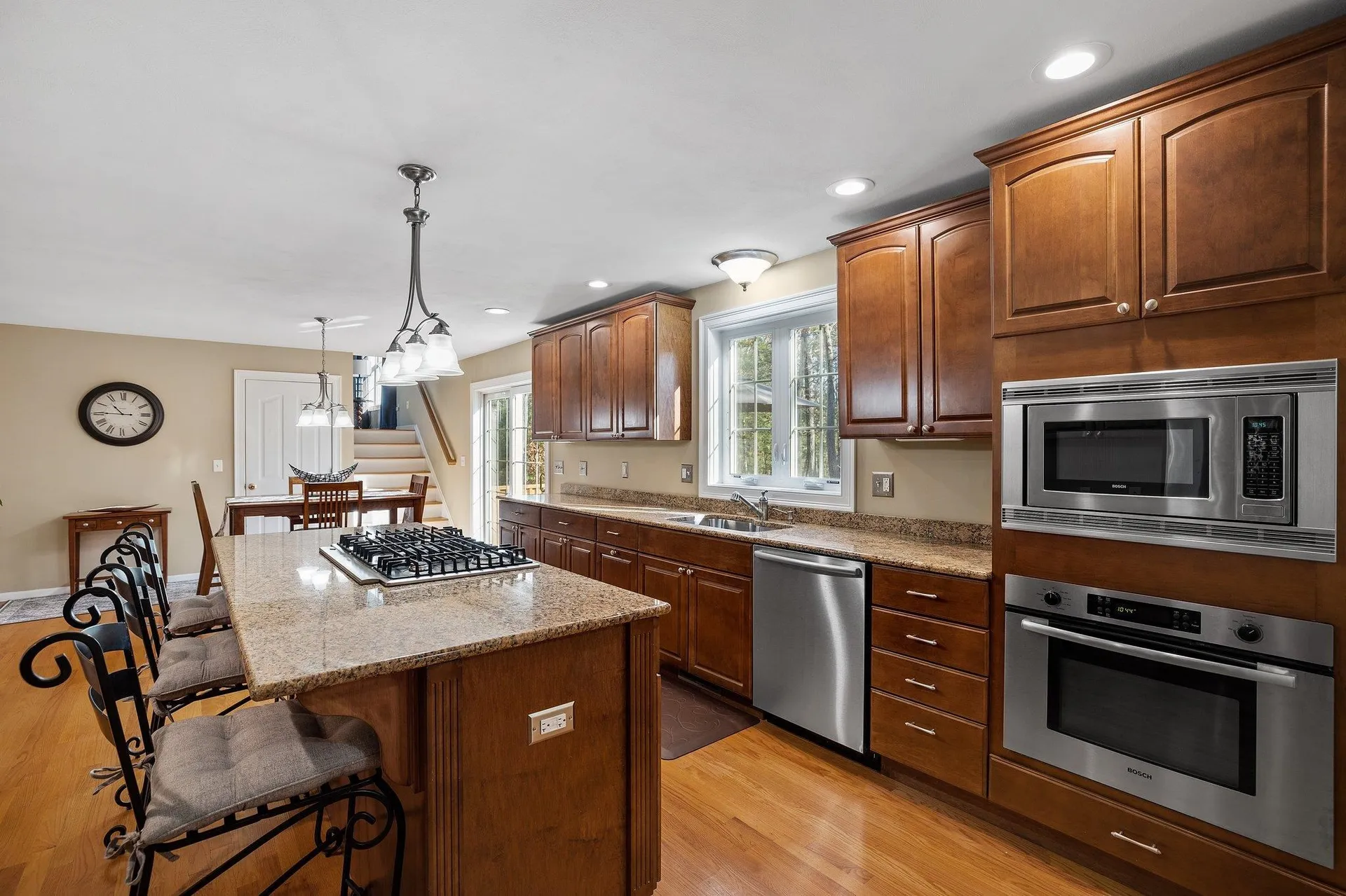 8 Rocky Hill Road Pelham NH 03076