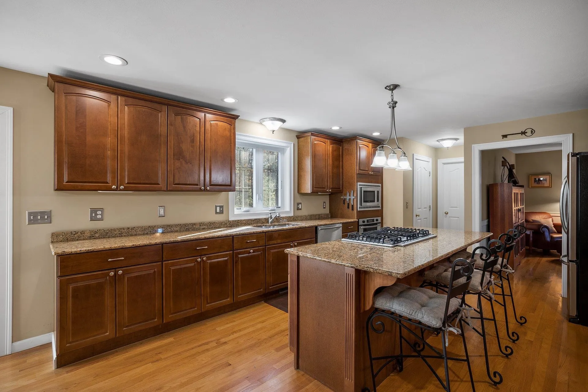 8 Rocky Hill Road Pelham NH 03076