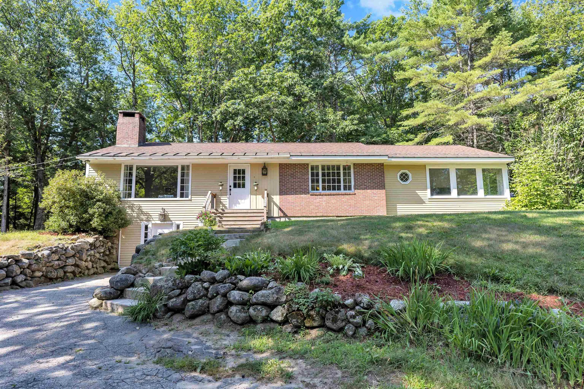 4 Penstock Road Hillsborough NH 03244