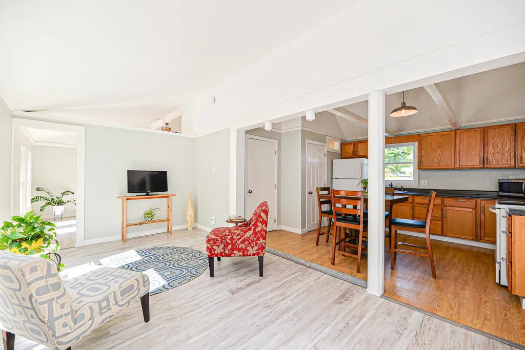 56 Cass Street Portsmouth NH 03801