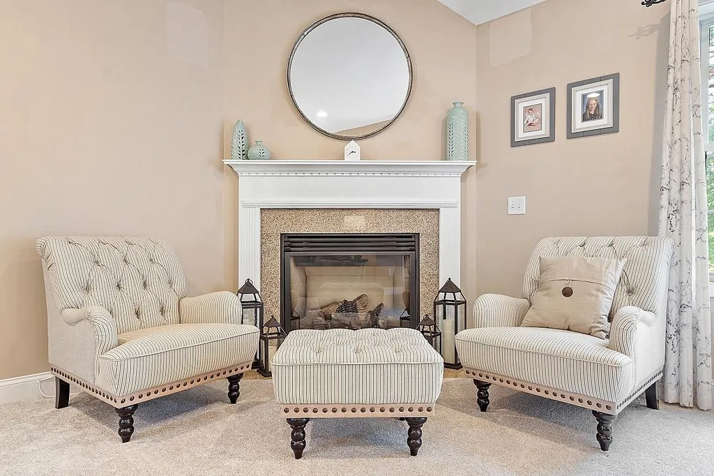 16 Sequoia Lane Plaistow NH 03865