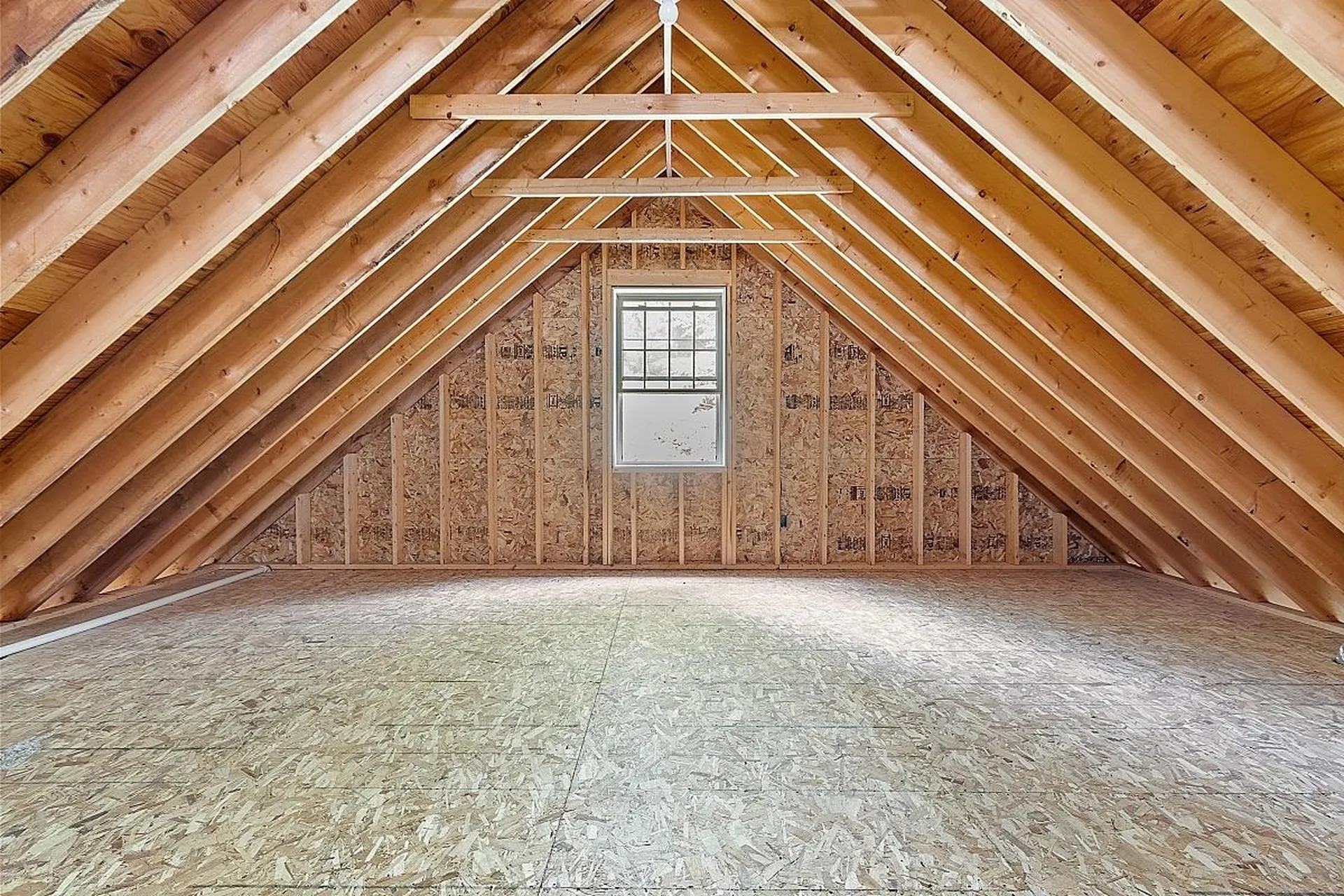 16 Sequoia Lane Plaistow NH 03865