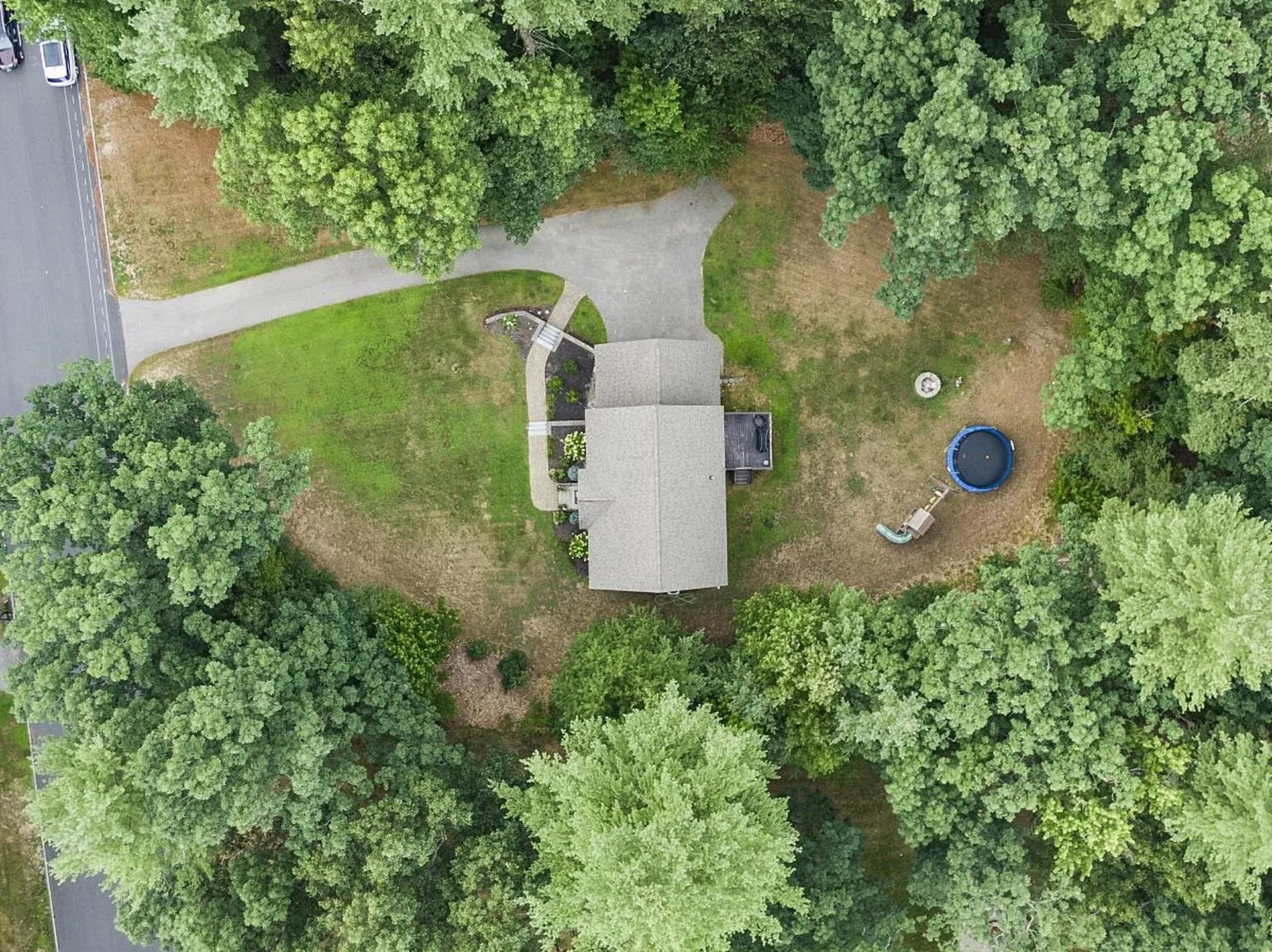 16 Sequoia Lane Plaistow NH 03865