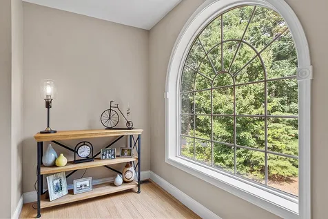 16 Sequoia Lane Plaistow NH 03865