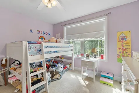 16 Sequoia Lane Plaistow NH 03865