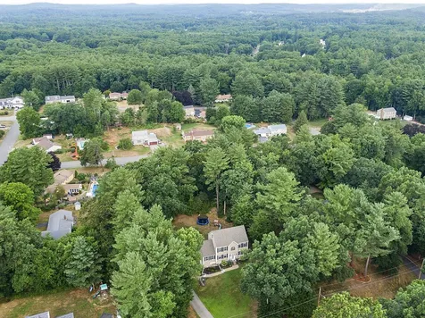 16 Sequoia Lane Plaistow NH 03865