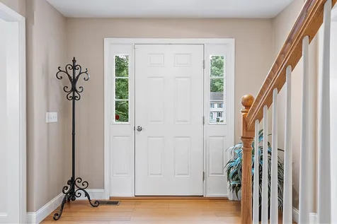 16 Sequoia Lane Plaistow NH 03865