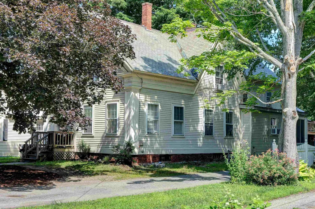 82 State Street Windsor VT 05089