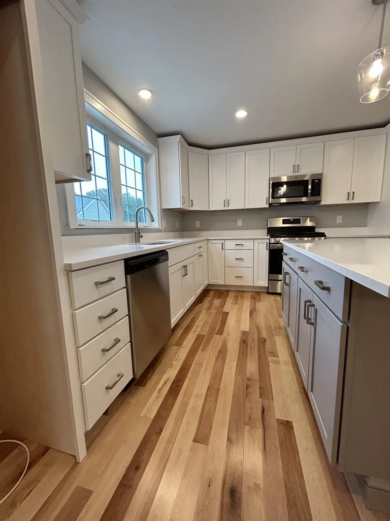 16 Rose Fountain Lane Hampton NH 03842
