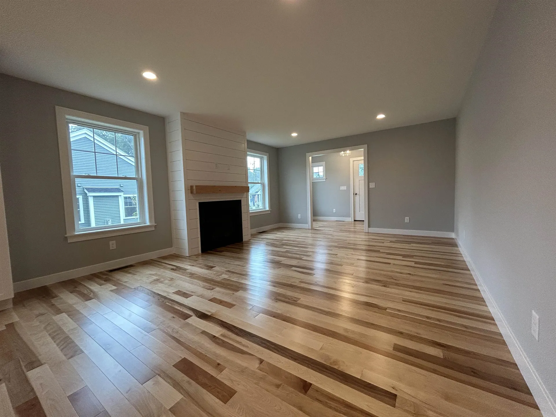 16 Rose Fountain Lane Hampton NH 03842