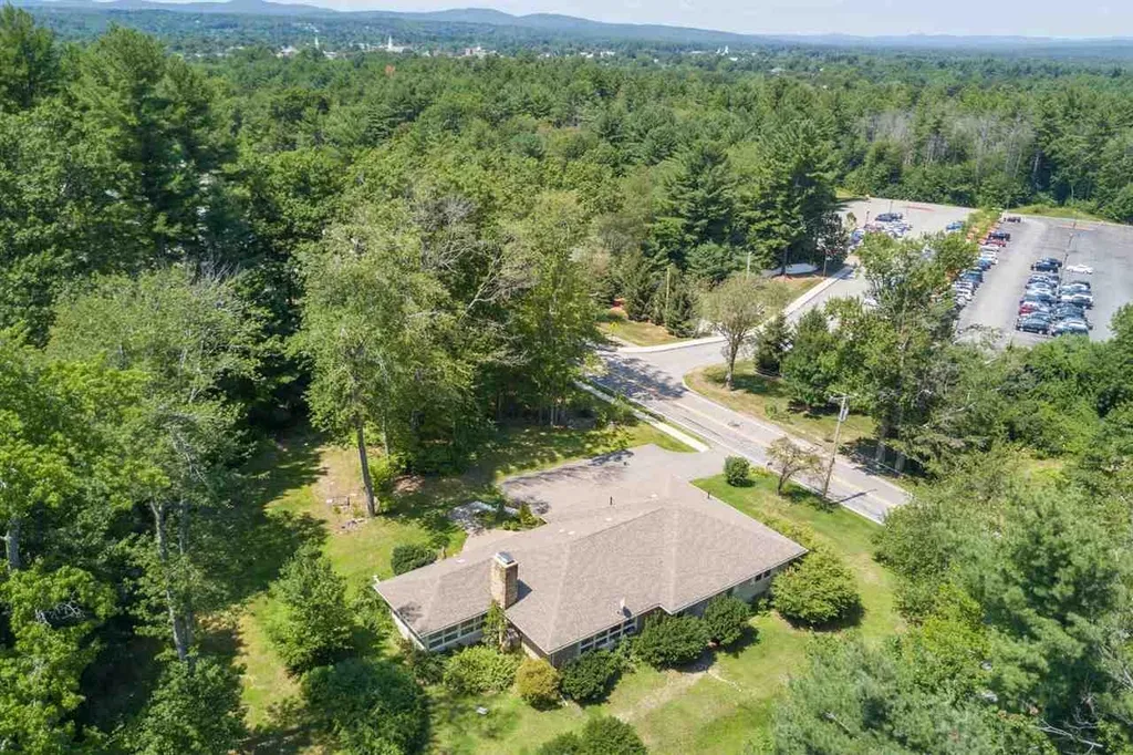13 Sunset Drive Rochester NH 03867