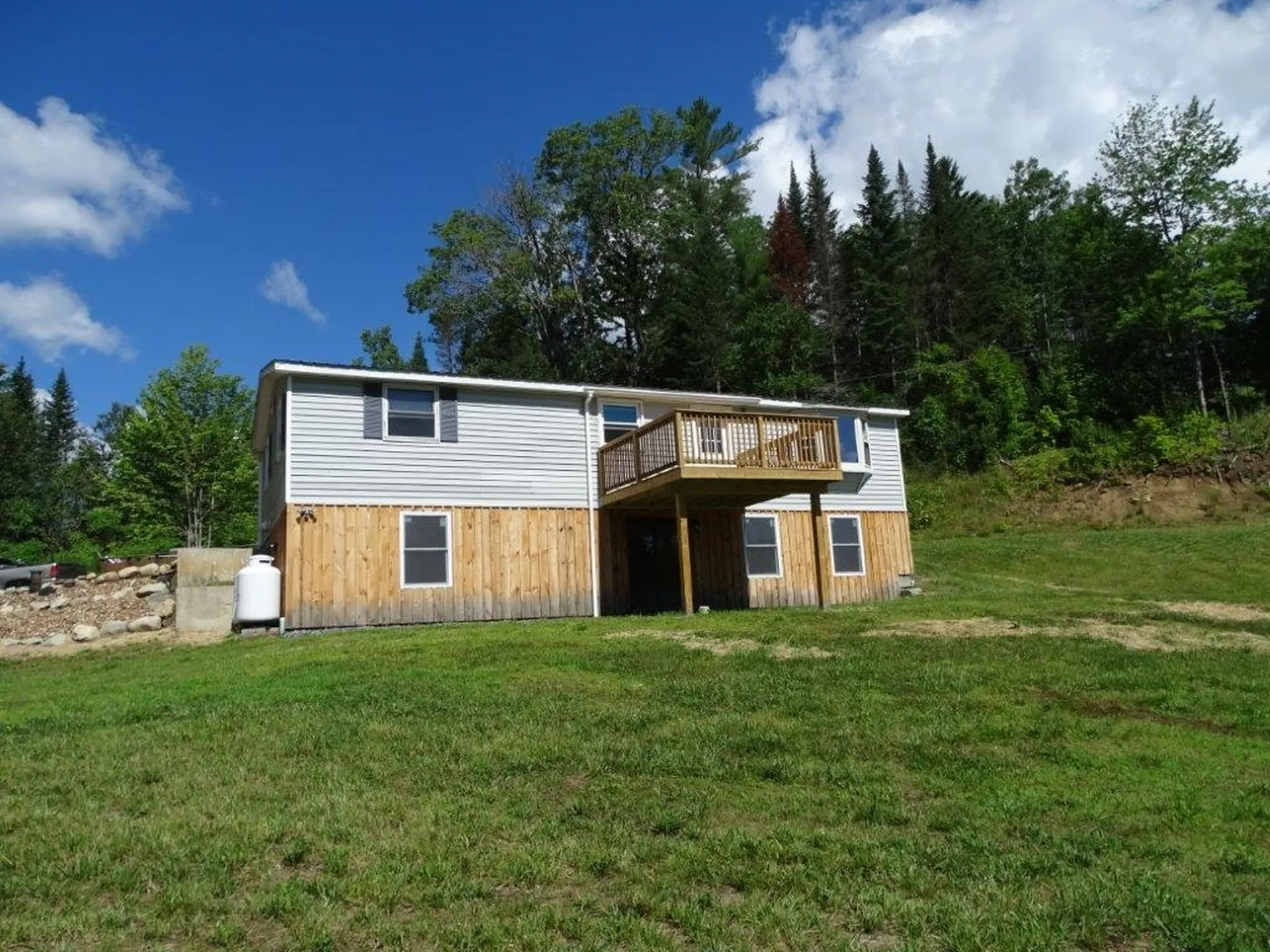 60 Hunt Circle Corinth VT 05039