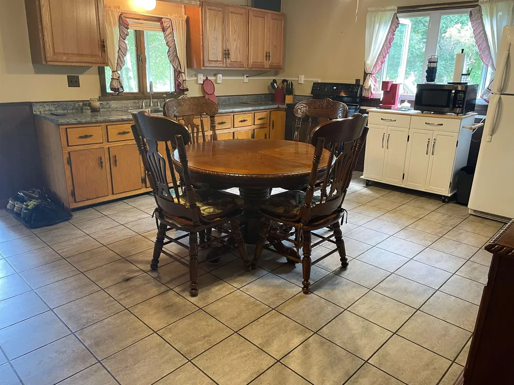 273 Quarry Hill Road Barre Town VT 05641-9052