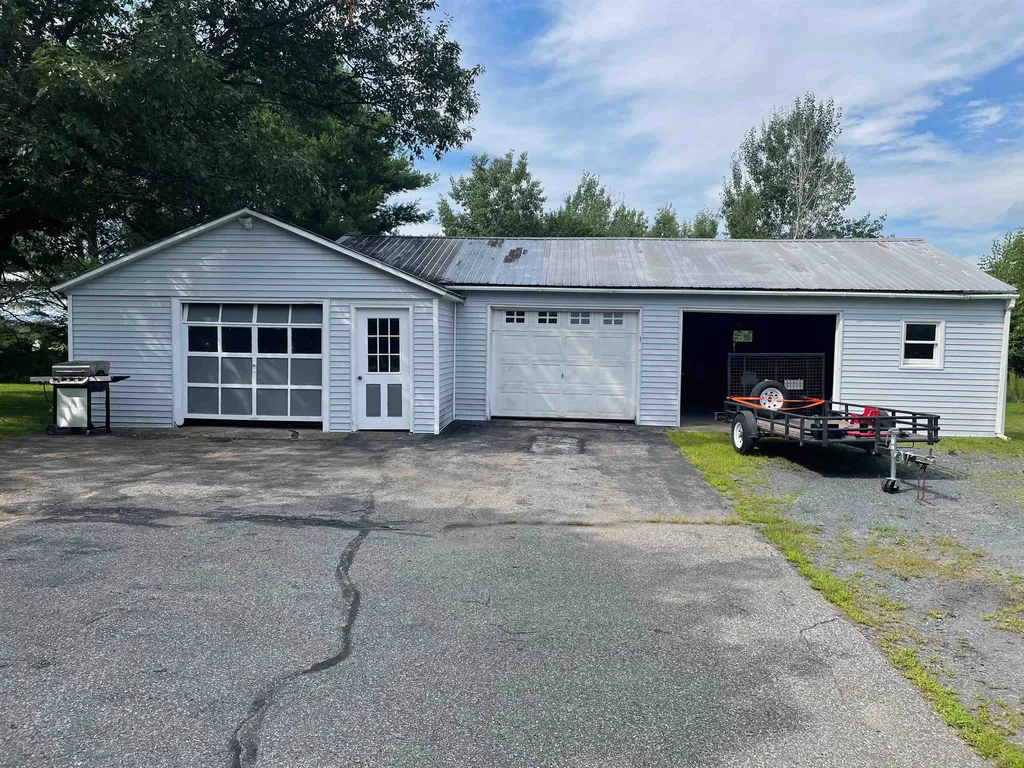 273 Quarry Hill Road Barre Town VT 05641-9052