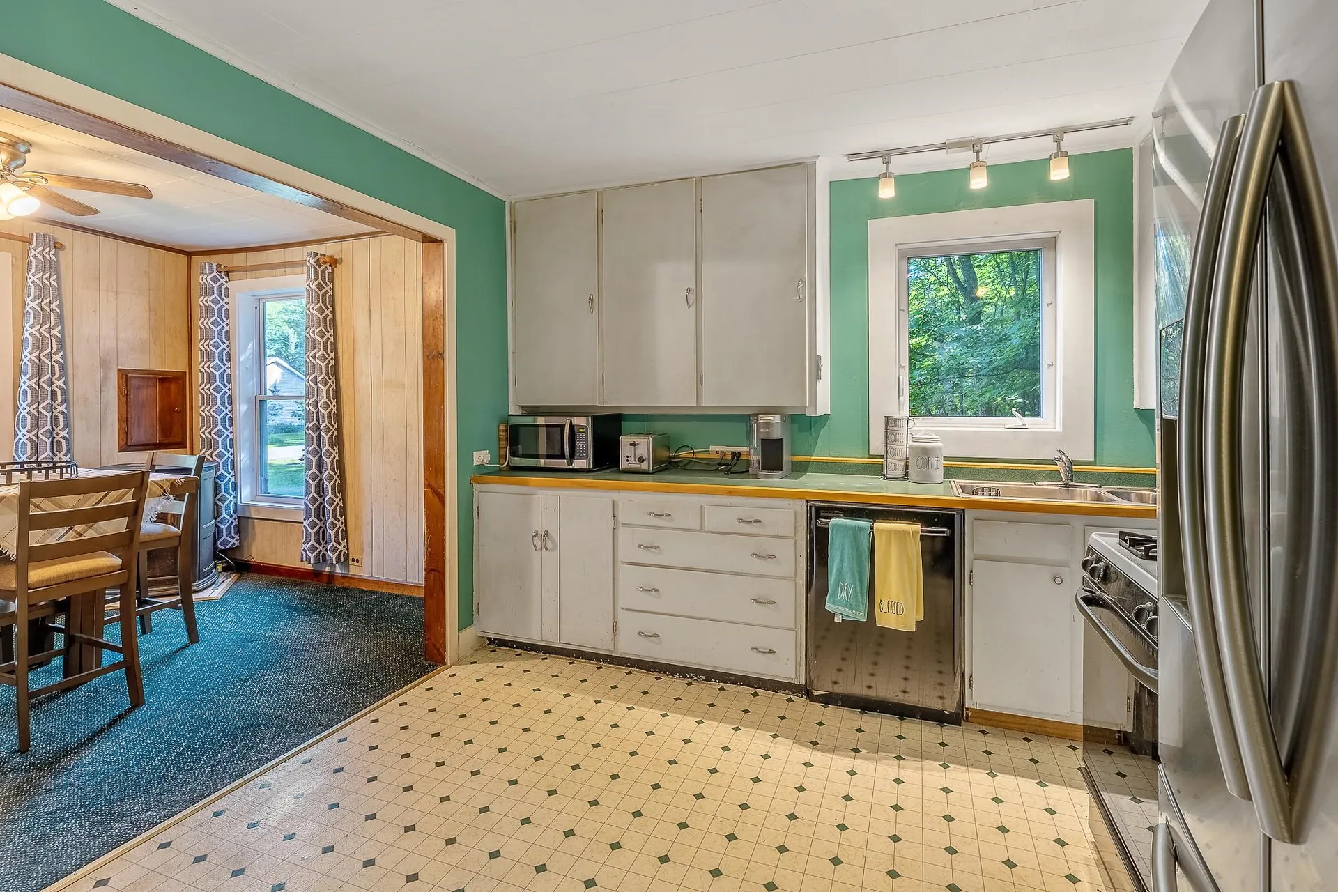 43 Lake Street Enfield NH 03748