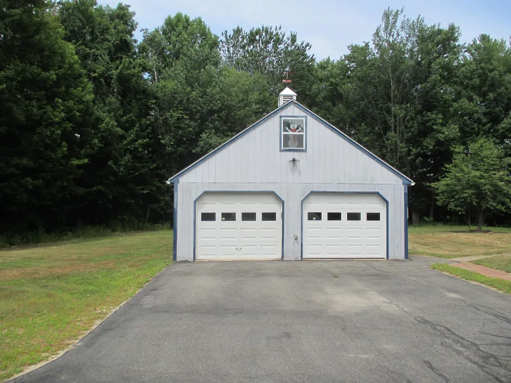21 NE Pond Road Milton NH 03851