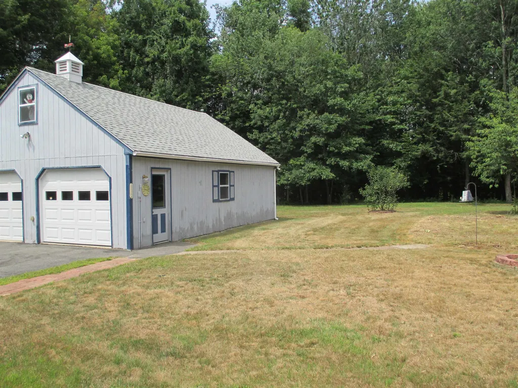 21 NE Pond Road Milton NH 03851