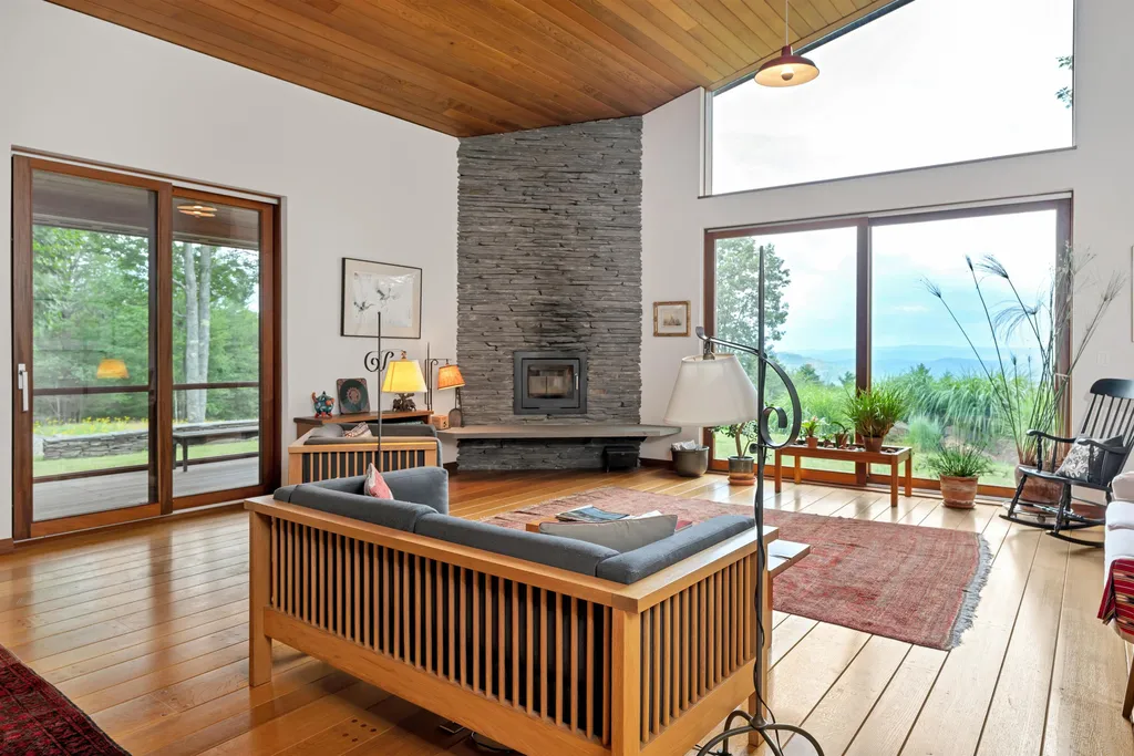 56 Horton Lane Lyme NH 03768