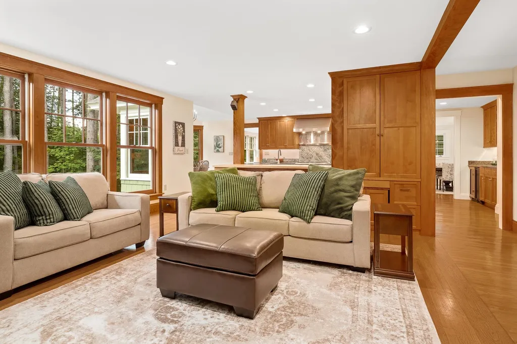 9 Downing Road Hanover NH 03755