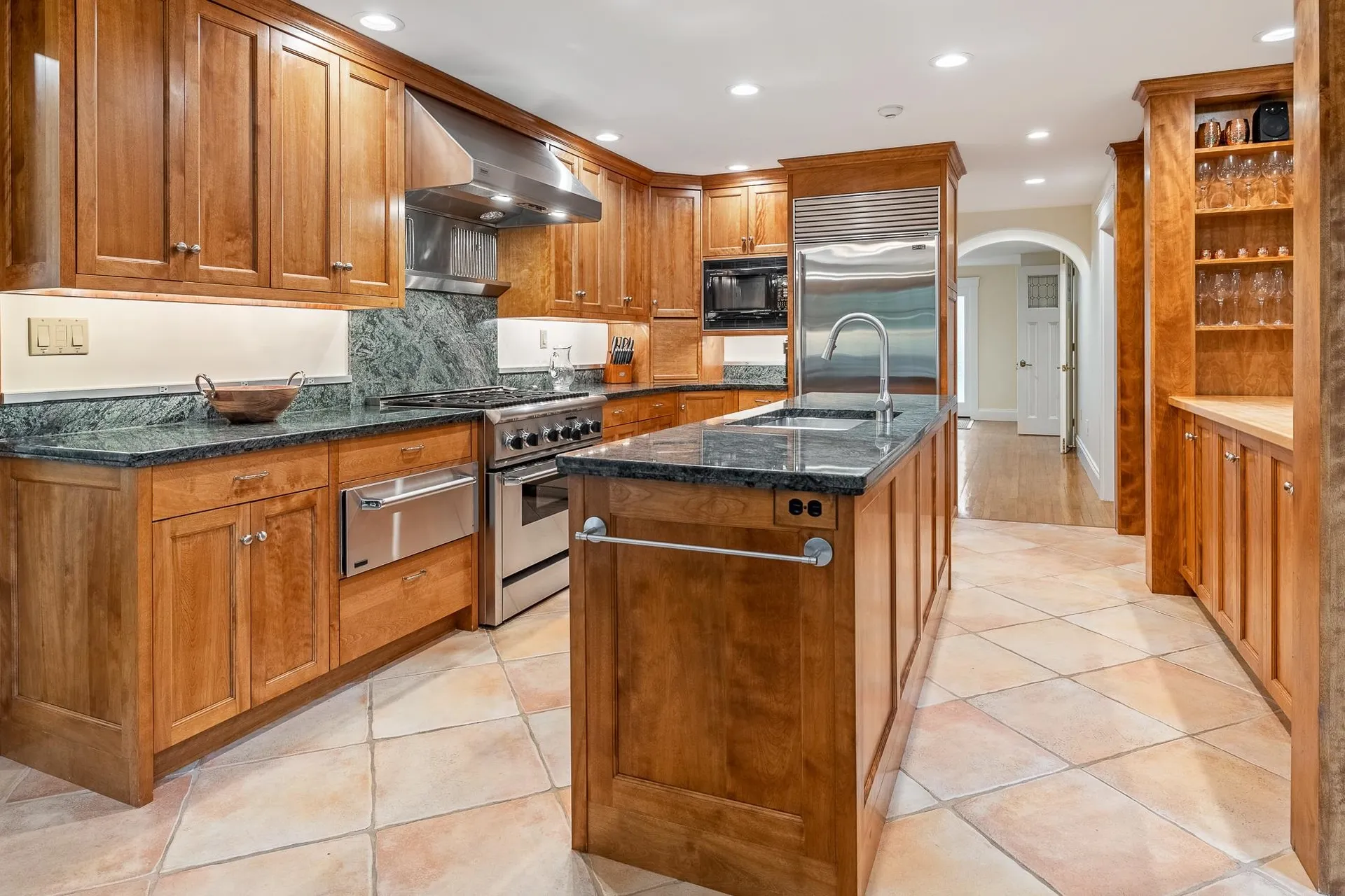 9 Downing Road Hanover NH 03755