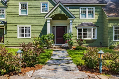 9 Downing Road Hanover NH 03755