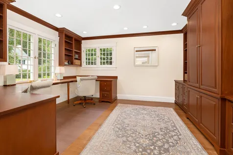 9 Downing Road Hanover NH 03755