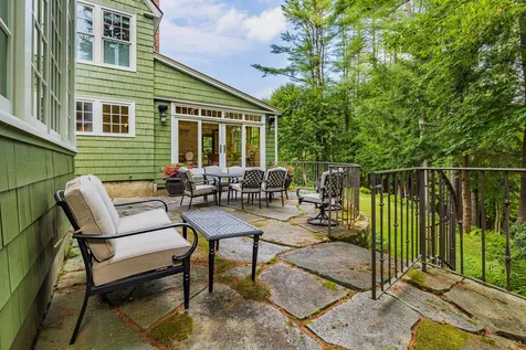 9 Downing Road Hanover NH 03755
