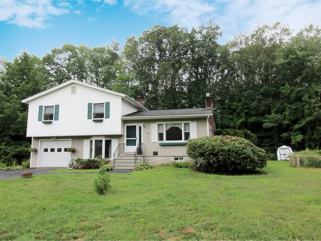 65 Greenbriar Drive Essex VT 05452
