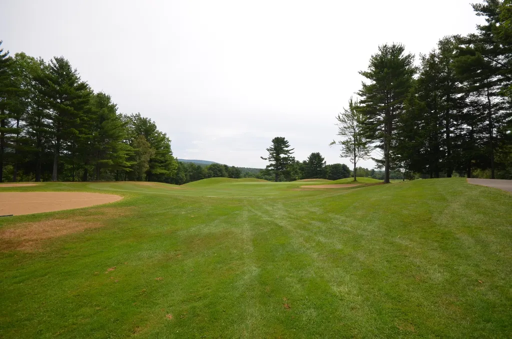 140 Country Club Road Gilford NH 03249