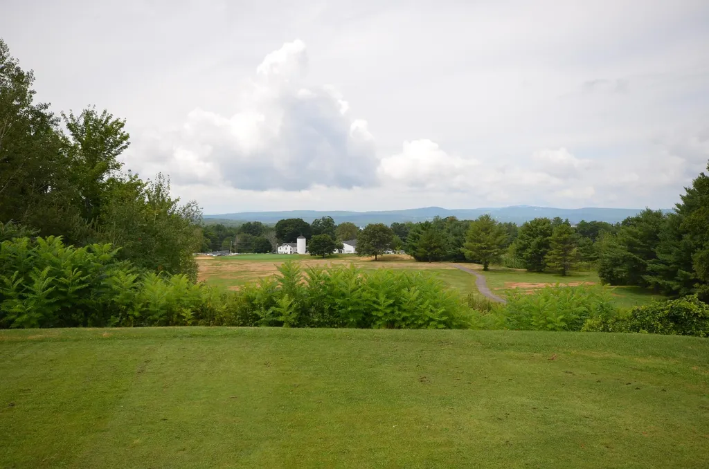 140 Country Club Road Gilford NH 03249