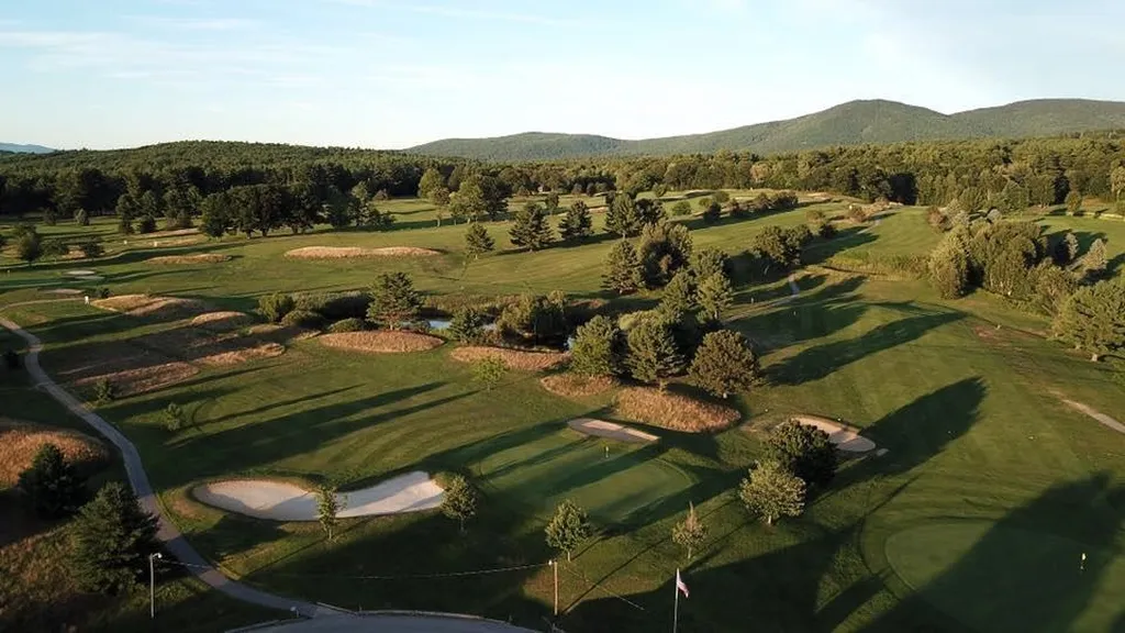 140 Country Club Road Gilford NH 03249
