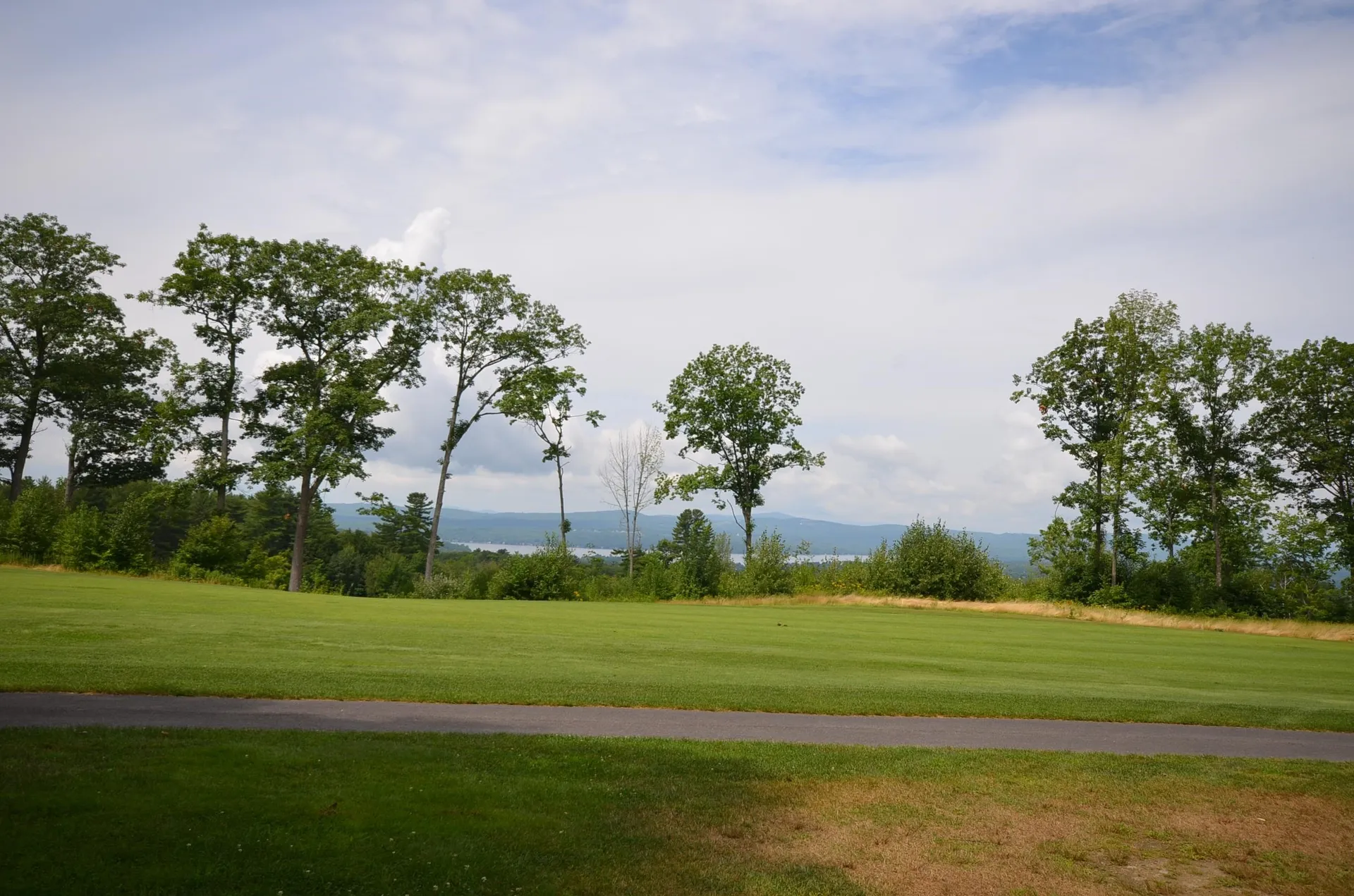 140 Country Club Road Gilford NH 03249