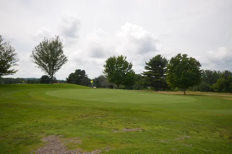 140 Country Club Road Gilford NH 03249
