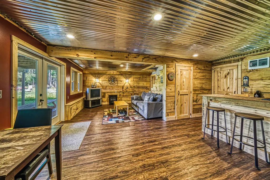 126 Cove Road Washington NH 03280