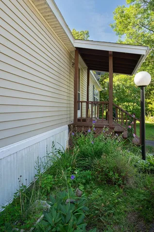 9 Hillcrest Street Hinsdale NH 03451