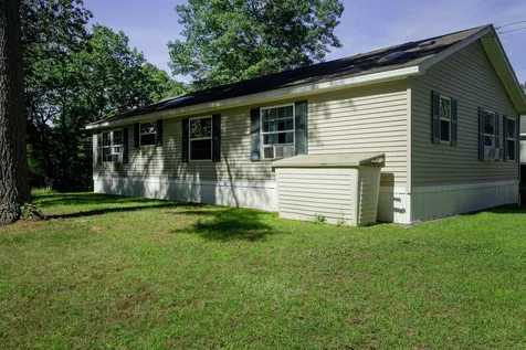 9 Hillcrest Street Hinsdale NH 03451