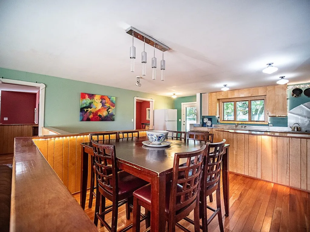 404 Pea Ridge Road Ferrisburgh VT 05456
