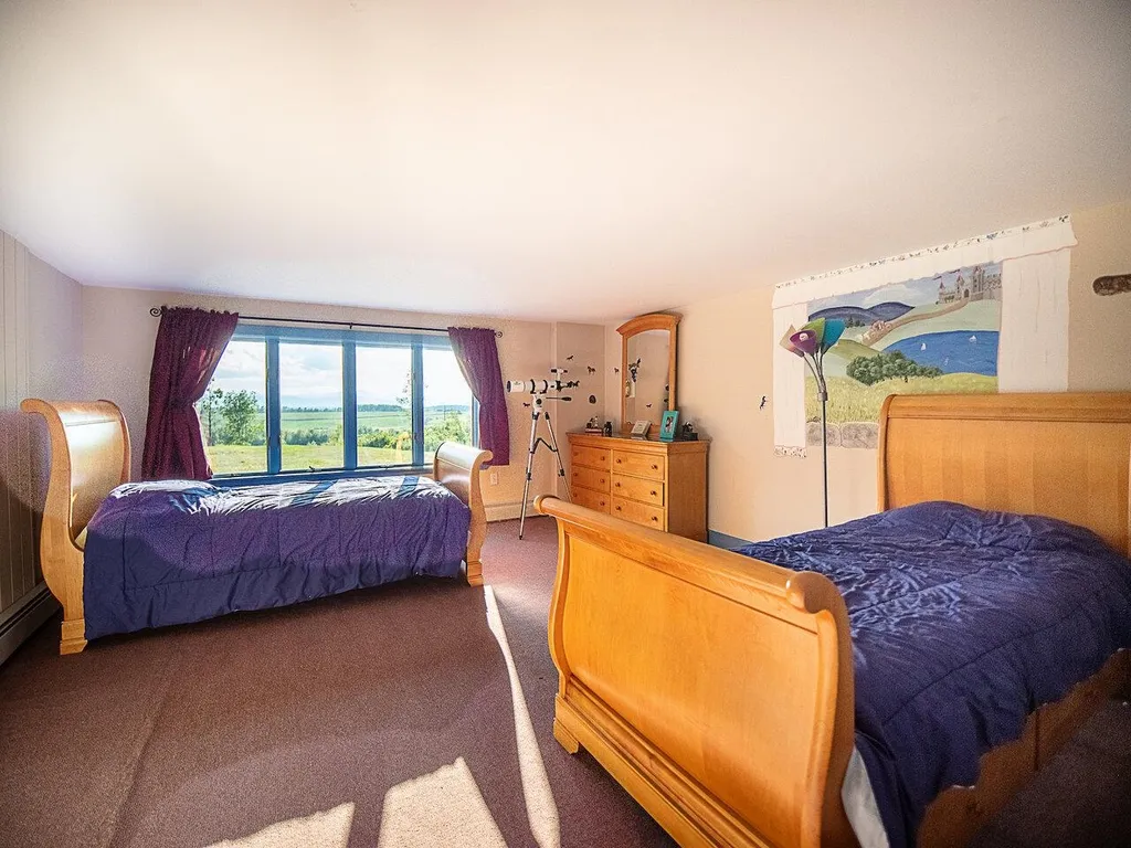 404 Pea Ridge Road Ferrisburgh VT 05456