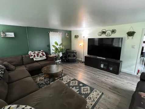 10 Pawtucket Avenue Claremont NH 03743