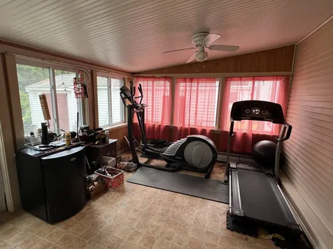 10 Pawtucket Avenue Claremont NH 03743