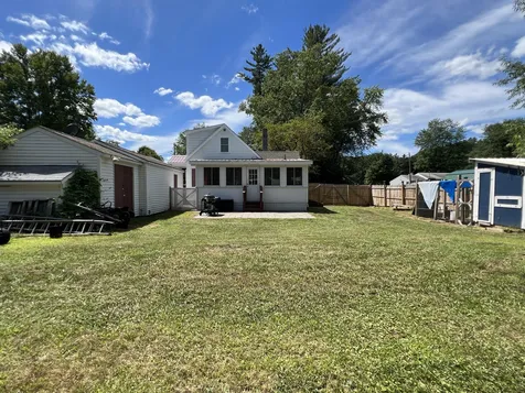 10 Pawtucket Avenue Claremont NH 03743