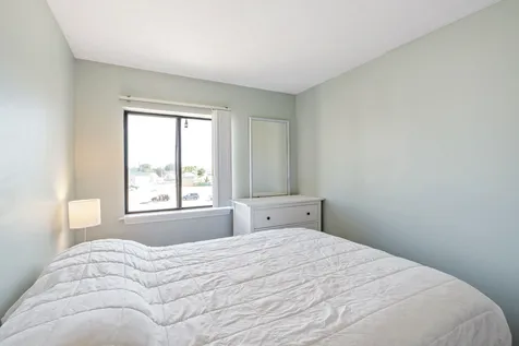32 Ashworth Avenue Hampton NH 03842
