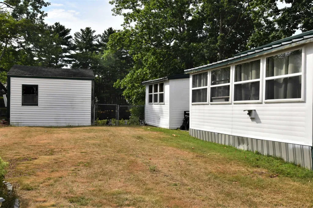 40 Riverview Drive Rochester NH 03867