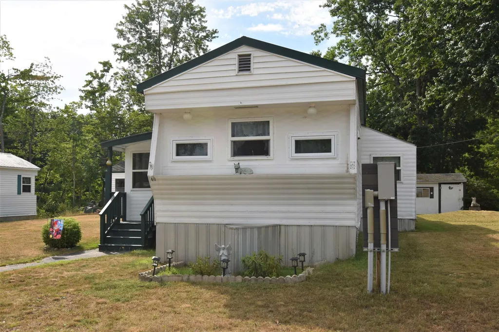 40 Riverview Drive Rochester NH 03867