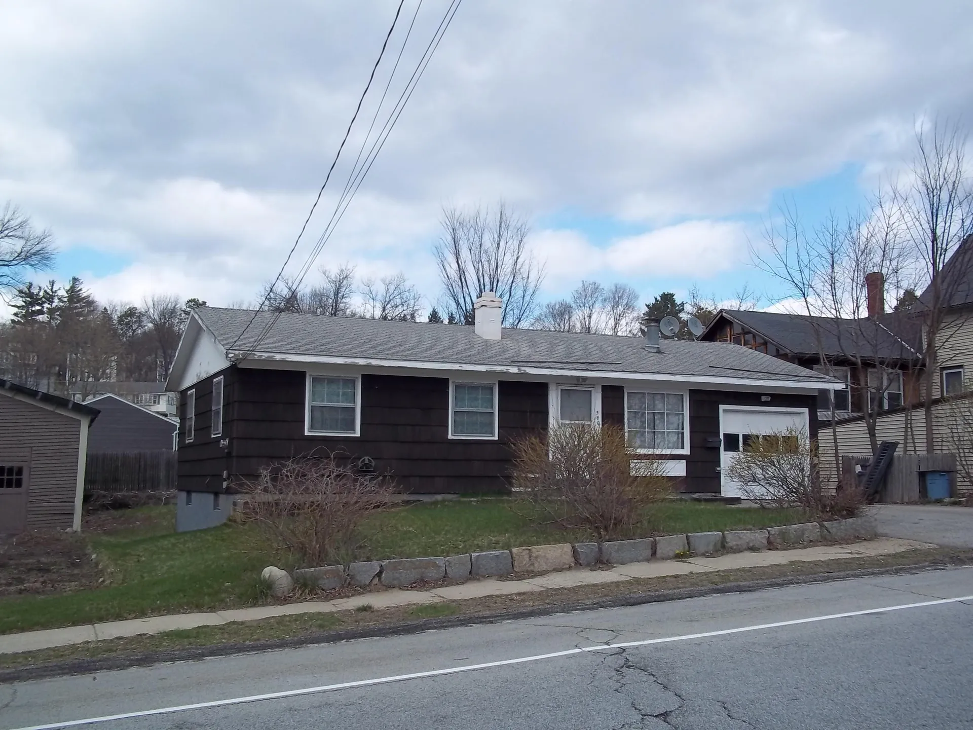 580 Lake Avenue Manchester NH 03103
